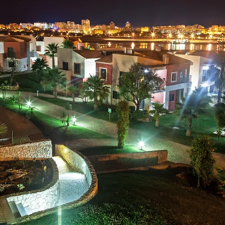 Vitor's Village Apartamento *
