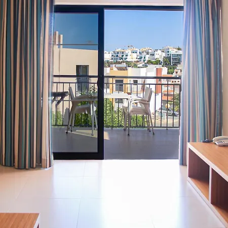 Vitors Village * Ferragudo (Faro)