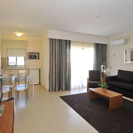 Vitors Village Феррагуду