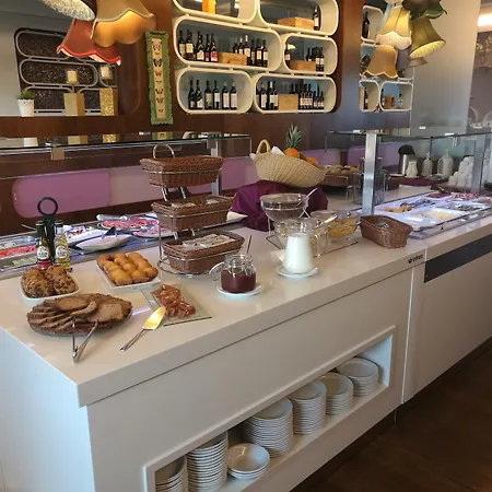 Vitors Village Апартаменты *