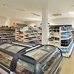 Lägenhet Vitors Village *